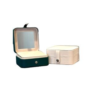 Portable jewelry box. New perfect for travel. 3.7”X3.7”. 1 jewelry box